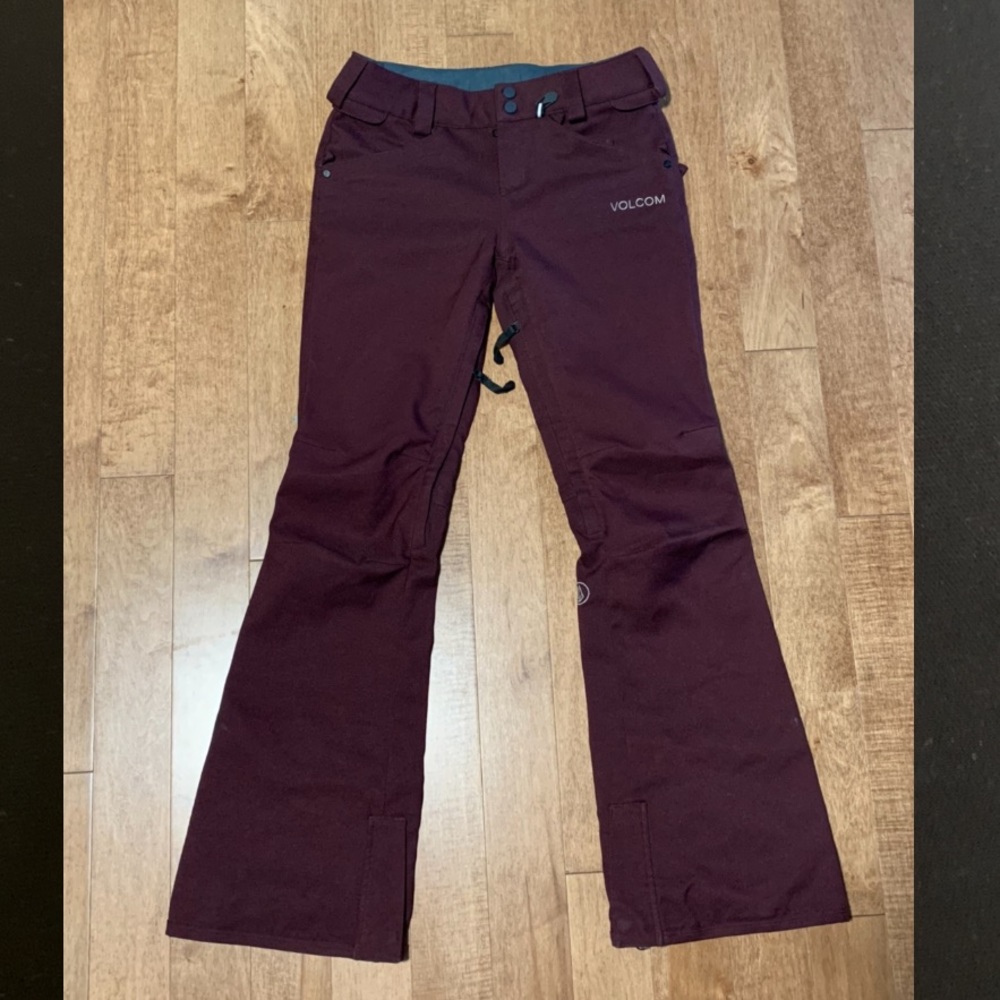 Volcom snowboard pants euc
